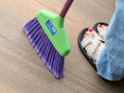 Vassouras MultBom | Modelos para Uso Interno e Externo